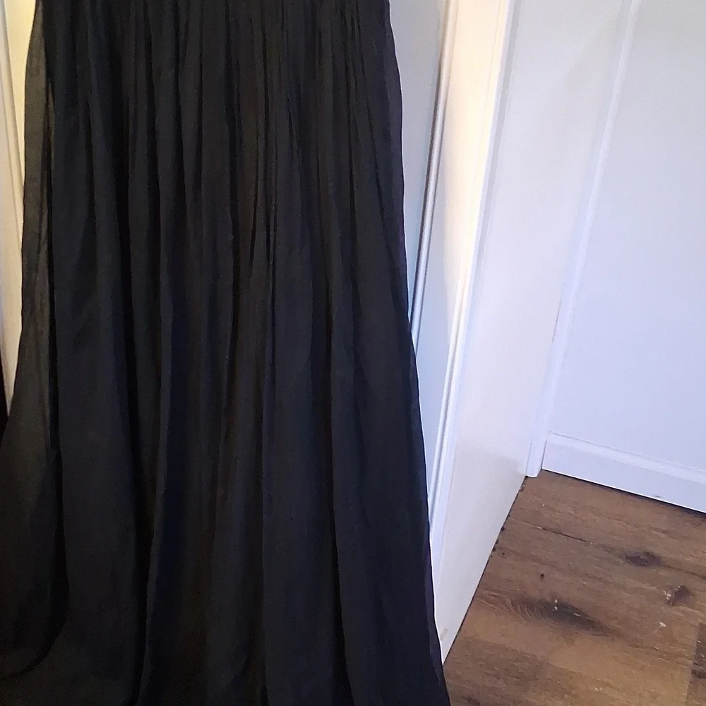 J. Crew Black Silk Chiffon Formal Dress Size 8 Petite - Picture 9 of 9